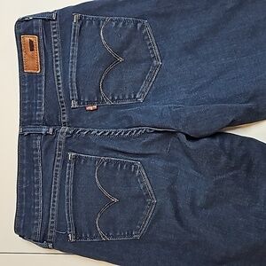 Levis Ladies Demi Curve Mid Rise Bootcut Sz 27